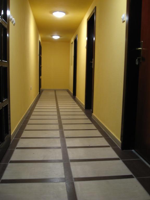 Villa Atina สตราลาปาโฮวา ภายนอก รูปภาพ