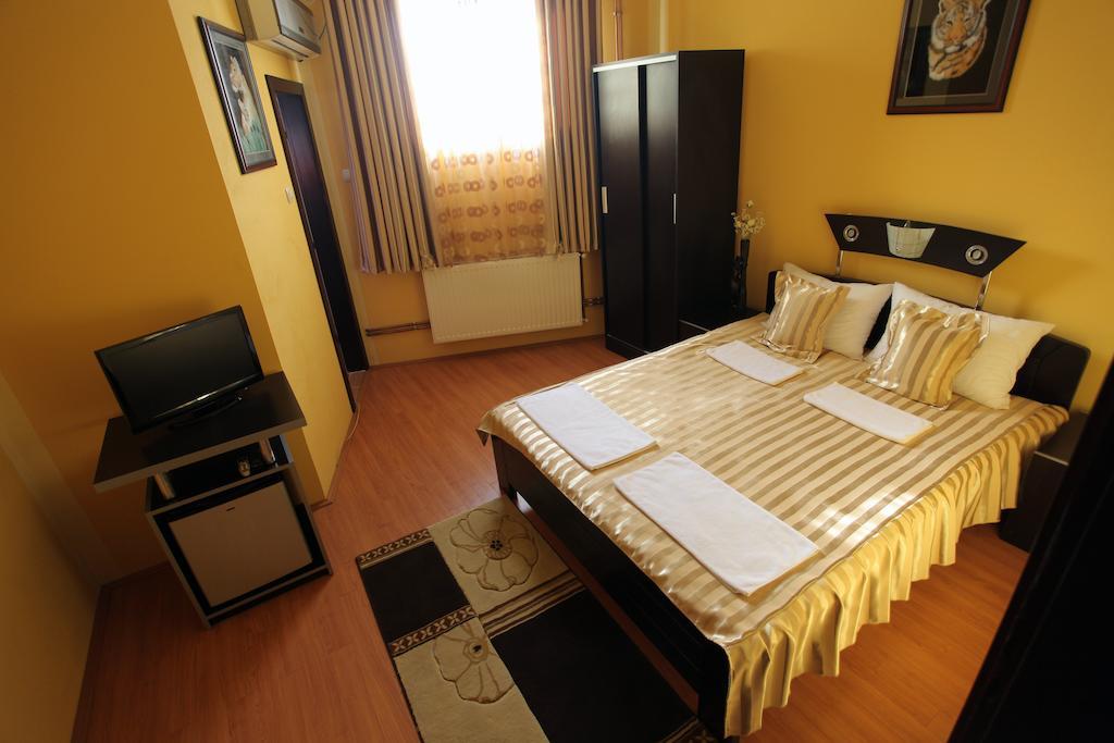 Villa Atina สตราลาปาโฮวา ห้อง รูปภาพ